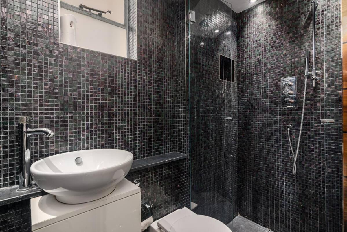 לונדון Award-Winning Designer Apartment מראה חיצוני תמונה